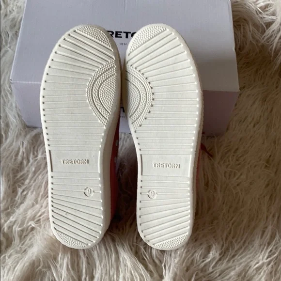 Tretorn Nylite Plus Canvas Retro Sneakers, Blush, Size 9 Women’s, NWT - Picture 5 of 7